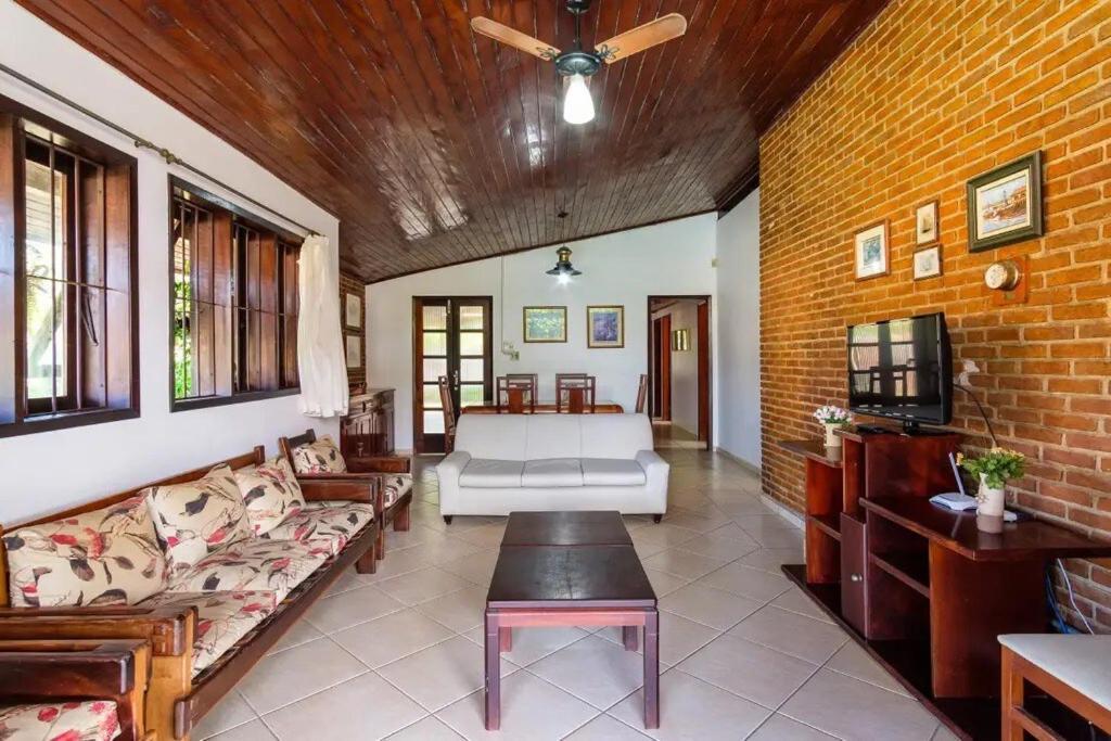 Bh4 - Bh4: Casa Com Piscina Ao Lado Da Praia Grande Ubatuba Eksteriør billede