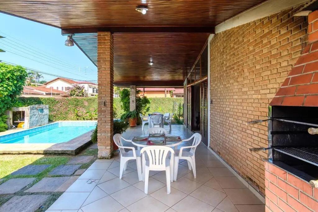 Bh4 - Bh4: Casa Com Piscina Ao Lado Da Praia Grande Ubatuba Eksteriør billede